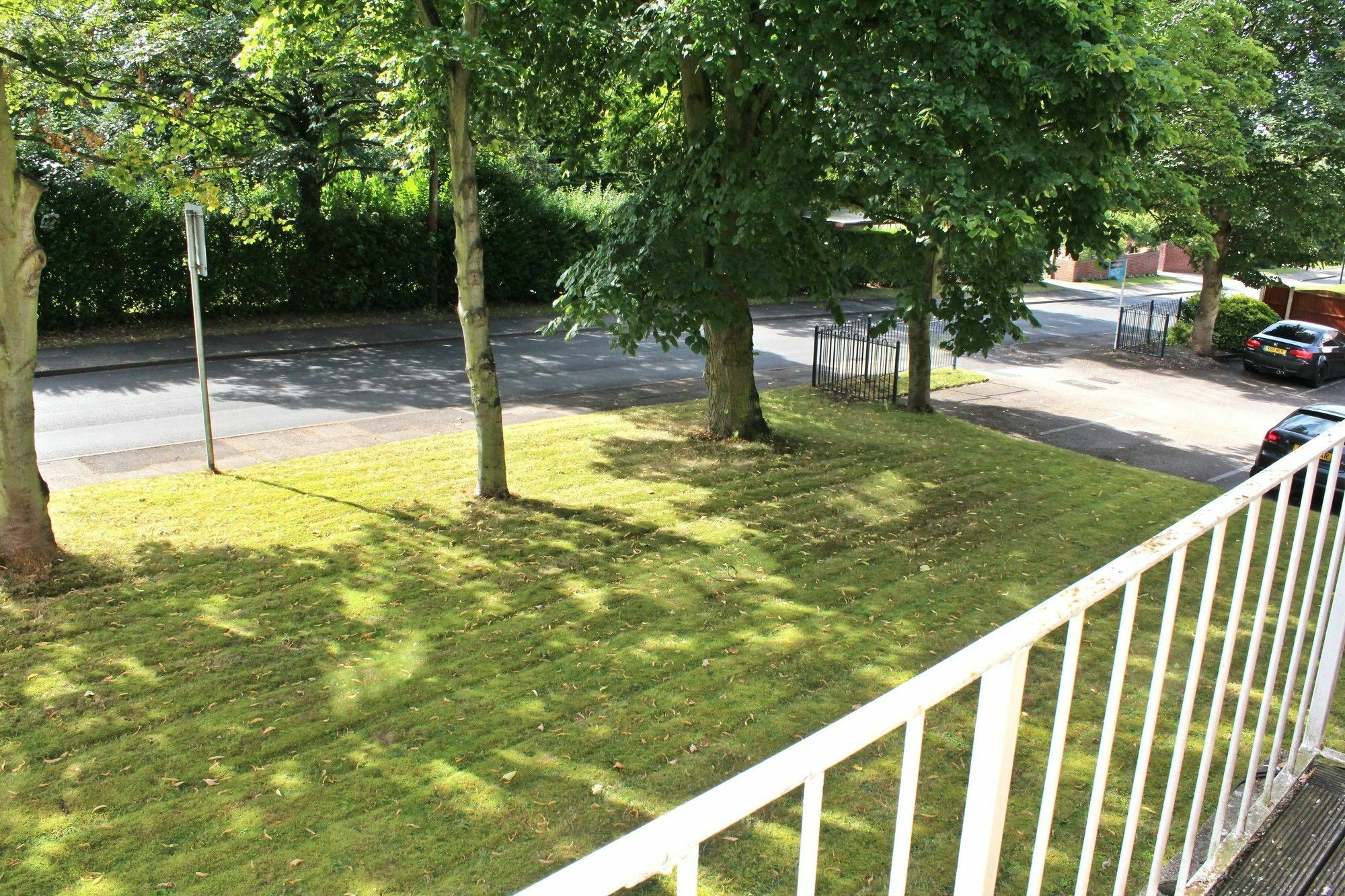 Doncaster - Boswell - Large Balcony Apartment - 2 Double Beds - 2 Bedrooms - Close To Town & Racecourse - Off Street Parking 2 Cars - Fast Wifi Buitenkant foto
